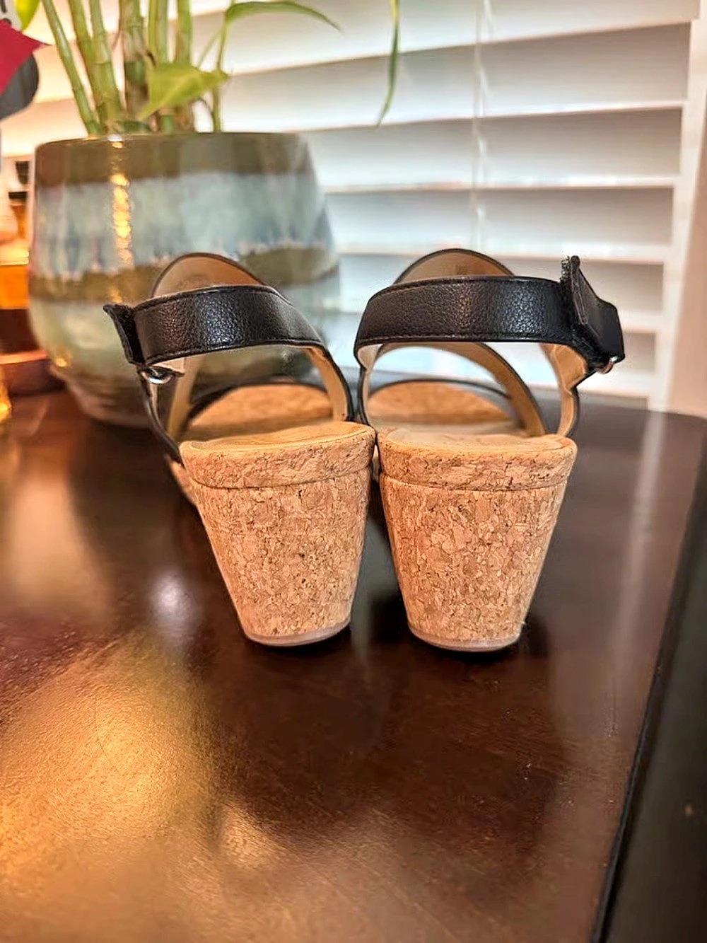 Naturalizer Areda Wedge Sandal Black Strappy Wedges - Picture 3 of 3